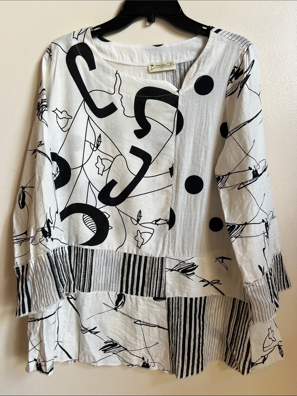 Impulse California patterned Black & White Printed Long Sleeve Tunic Top